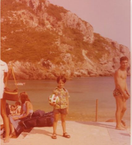 Alkuperäinen… Giladin kuva, joka on otettu samalla lomalla 1970-luvulla.