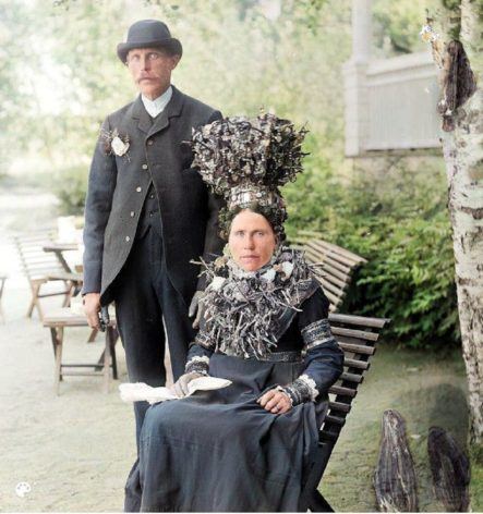 Kohennettu ja väritetty hääkuva vuodelta 1894, Museoviraston kokoelmat