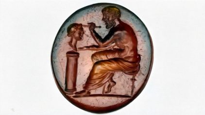 Marmoriset kreikkalaiset ja roomalaiset patsaat maalattiin todellisuudessa loistavilla väreillä